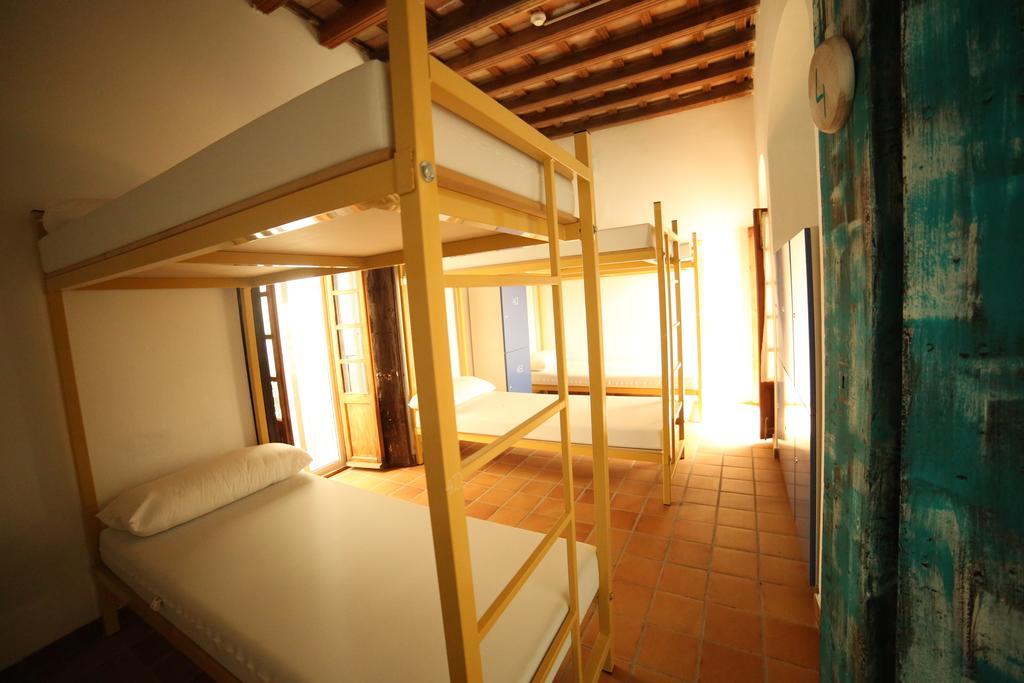 Wake Up In Tarifa Hostel & Restaurant Lounge Kamer foto