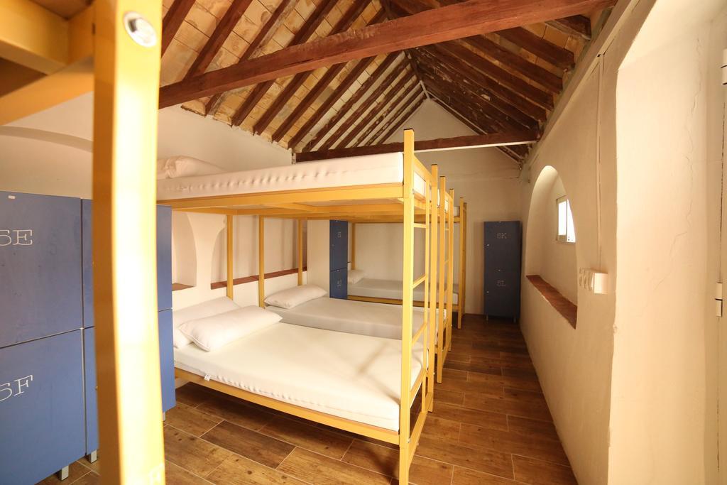 Wake Up In Tarifa Hostel & Restaurant Lounge Kamer foto