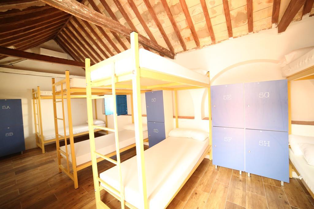 Wake Up In Tarifa Hostel & Restaurant Lounge Kamer foto
